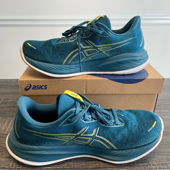 ASICS Gel Cumulus 26 running shoes great condition men 11 super comfort (zoom) - Picture 3 of 6